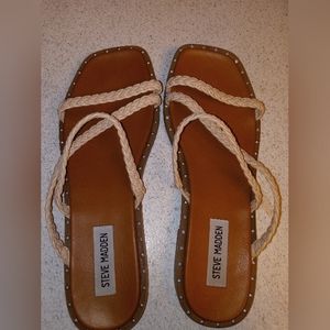 Steve Madden ivory sandals